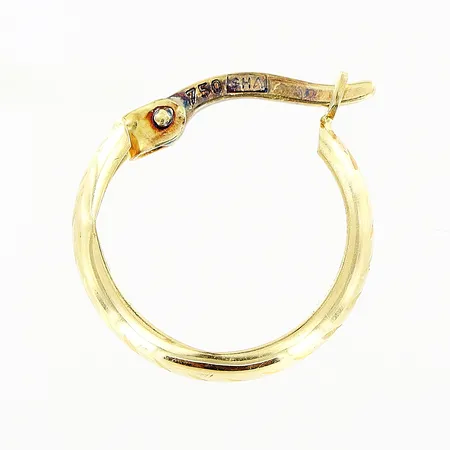 Enstaka örhänge, 15mm, skevt, 18K Vikt: 0,5 g