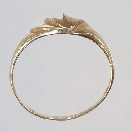 Ring stl 17, skev skena, 14K Vikt: 1,4 g