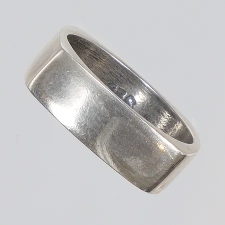 Ring stl 19 bredd 6mm silver 925/1000 Vikt: 8,2 g