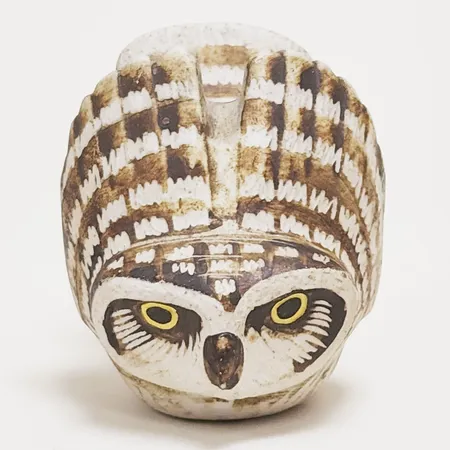 Figurin Uggla Burr ur serien Minerva, Edward Lindahl för Gustavsberg Studio, signerad E.L, höjd 6,5cm, stengods. Skickas med postpaket.