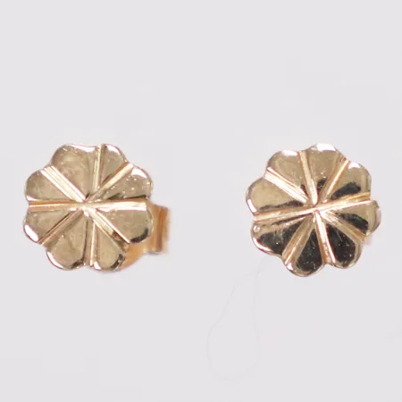 Ett par örhängen fyrklöver, 6mm, 18K  Vikt: 0,9 g