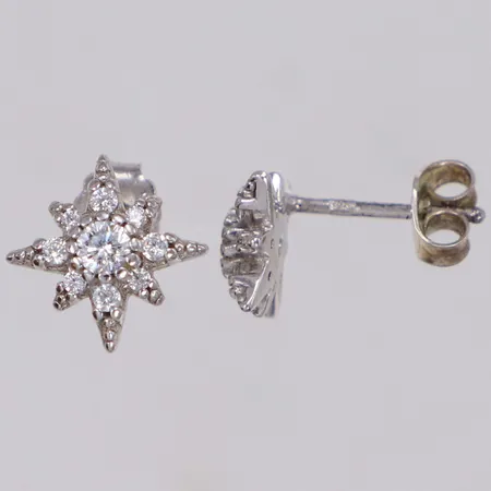 Ett par örhängen med vita stenar, ca 11x11mm, silver 925/1000 Vikt: 2 g