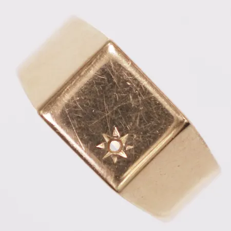 Klackring stl 20, bredd 5-9,8mm, Hedberg år 1990, sten saknas, 18K  Vikt: 4 g