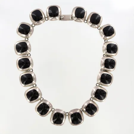 Collier med svarta stenar, ca 39cm, Mexico, 925/1000 Silver Vikt: 118,8 g