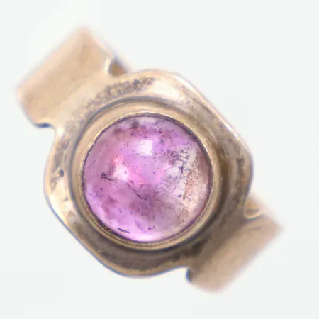 Ring silver 925/1000, ametist, Ø16¼, ojämn  Vikt: 3,3 g