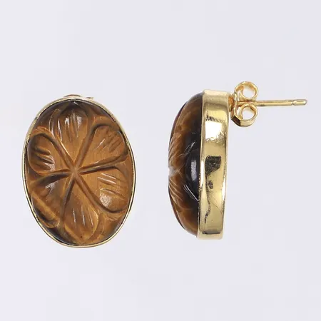 Ett par örhängen med tigeröga längd 20mm bredd 15mm förgyllt silver 925/1000 Vikt: 9,3 g