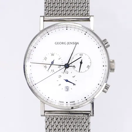 Armbandsur Georg Jensen design Henning Koppel (1918-1981) Ø40mm stål datum quartz kronograf med minuträknare, 2000-tal serienummer 007235 ref nr 317 smärre repor i behov av batteribyte inga tillbehör Vikt: 0 g