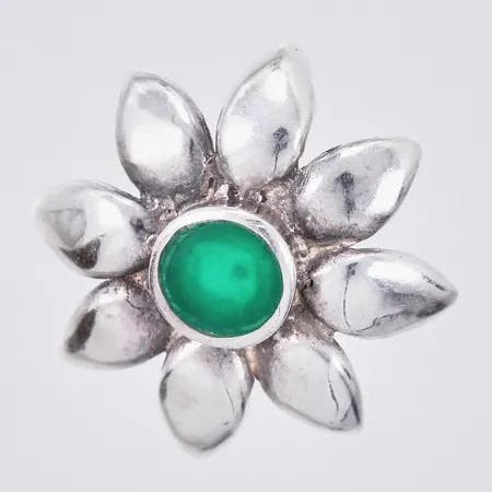 Hänge med grön sten Ø ca 18mm 925/1000 silver  Vikt: 1,9 g