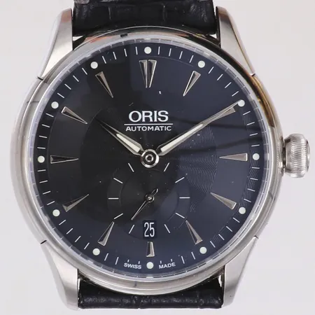 Herrur, Oris Artelier Small Second, stål, automatisk, 40mm, refnr: 7582, boettnr: 32-96584, verknr: 2895-2, 623 27, safirglas, datum (återställer ej korrekt), svart läderband, inga tillbehör 