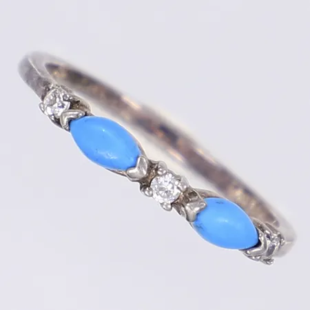 Ring med turkosa och vita stenar stl 19 bredd 1-3mm silver 925/1000 Vikt: 1,7 g