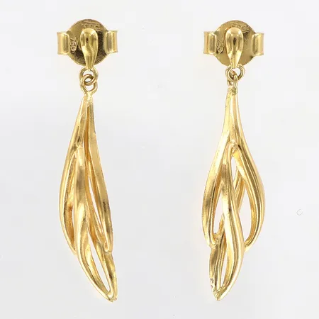 Ett par örhängen 27x6mm, 18K.  Vikt: 1,1 g