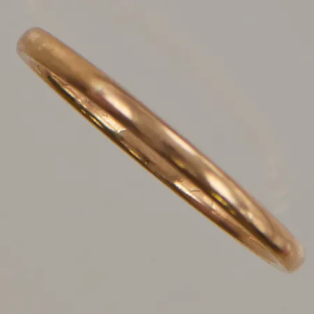 Ring Ø17½, bredd:1,7mm, oval/buckla, 14K 1,3g.