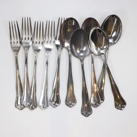 5st Matskedar och 5st Matgafflar modell Sachsisk längd 17 cm Mema silver 830/1000 Vikt: 365,1 g
