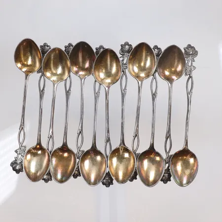 12st Kaffeskedar längd 12cm, gravyr finska stämplad silver 813/1000 Vikt: 118,4 g