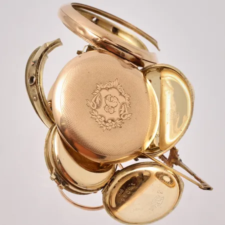 Diverse defekt guld, 18K, vikt 18,04g.