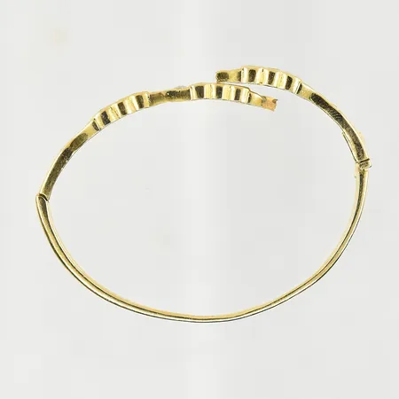 Diverse defekt guld med stenar, 18K. Vikt: 9,9 g