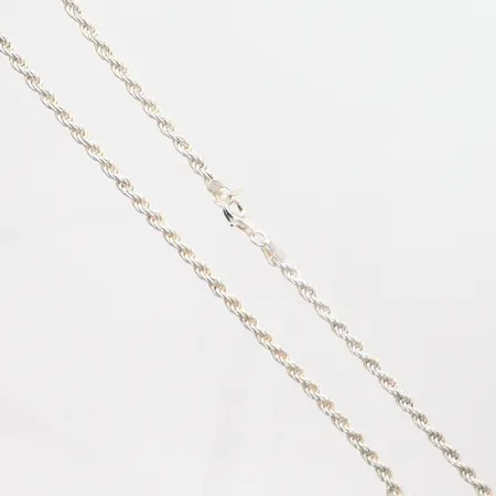 Kedja Cordell silver 925/1000 skadad slutlänk längd 43,5cm, bredd 3,60mm Vikt: 16,6 g