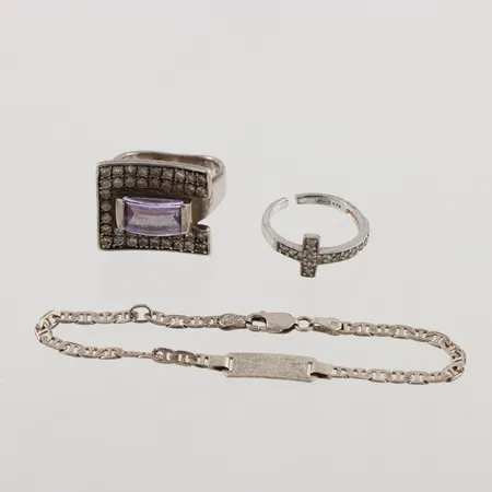 Diverse silversmycken, defekter, 925/1000 silver, 16,7g.