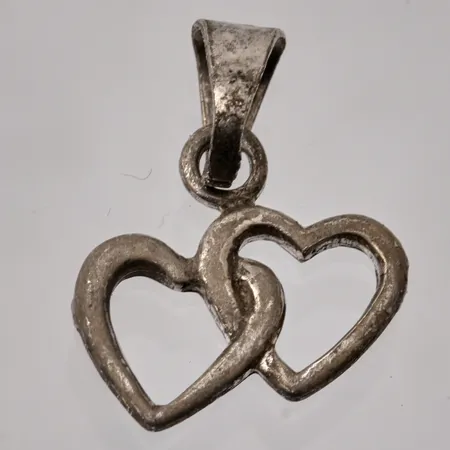 Hänge i silver, Hjärtan, mått 13x17,3mm, 830/1000, vikt 0,7g.