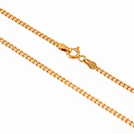 Kedja ihålig Pansar i 18K guld. Den är 42 cm lång, 2 mm bred och väger 3,0g. Stämplad GHA (Guldfynd), 750. Springring. 