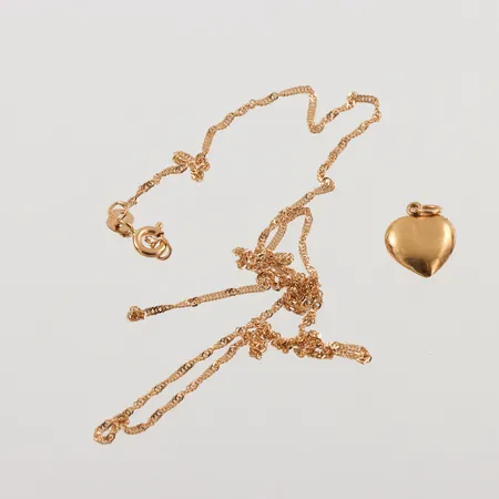 Kedja Singapore samt hänge hjärta, defekta, 18K, 1,9g.