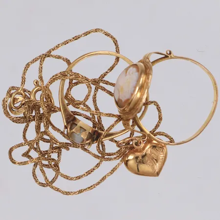 Diverse guld, med stenar, defekt, 18K  Vikt: 6,8 g