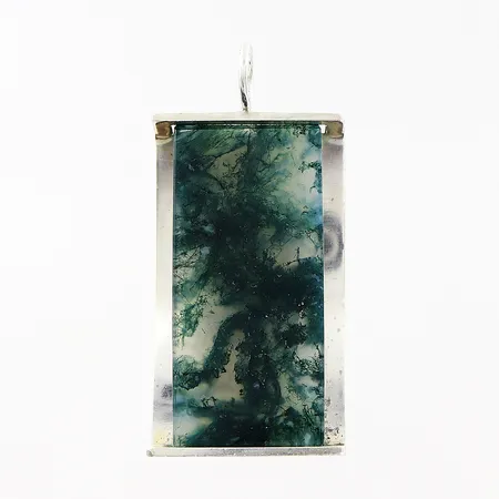 Hänge 50x23mm, sten/glasskiva i grönmelerat, Finland, svensk importstämpel, silver 925/1000. Vikt: 20,1 g