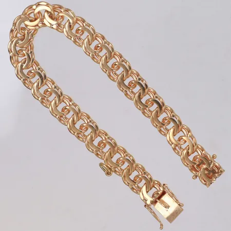 Armband Bismarck, längd 19cm, bredd 9,6mm, ögla med plats för berlock, Bg:S Guld Bernt Gottschalk, år 1965, 18K  Vikt: 35,1 g