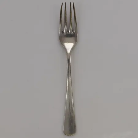 Gaffler, 15,5cm, gravyr, 830/1000 Silver 32,4g.