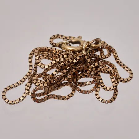 Defekt guld, 9K, vikt 1,69g.