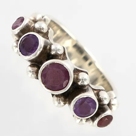 Ring Kum Kum med stenar, stl 16¾, bredd:6-8mm, silver 925/1000 Vikt: 8,9 g