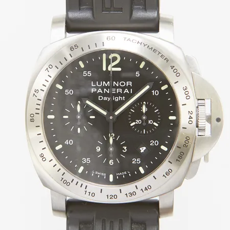 Herrur Panerai Daylight, stål, automatisk, 44mm, ref PAM00250, snr OP6769PB0588185, K0689/2800, kronograf, datum, gummiarmband, certifikat Nymans Ur 2009, manual, etui.