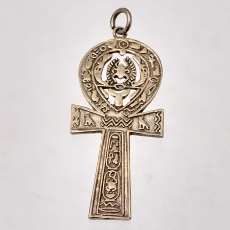 Hänge i silver, Ankh, mått 27,3x70mm, vikt 14,07g.