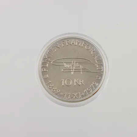 Mynt 10 Kronor - Gustav VI Adolf, Ø32mm, präglat år 1972, plastetui, 830/1000 silver, 18,1g.