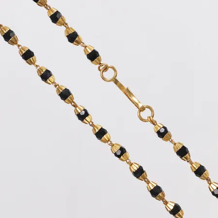 Collier svarta stenar, 45cm, bredd 4mm, 22K  Vikt: 16,6 g
