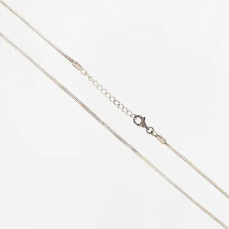 Kedja Ormlänk, 46cm, bredd: 1,5mm, skevheter, silver 925/1000 Vikt: 7,6 g