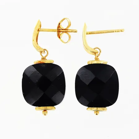 Ett par Örhängen, fasetterade svarta stenar, 10x23mm, GHA, en stopp saknas, 18K, bruttovikt: 2,2gram.  Vikt: 1 g