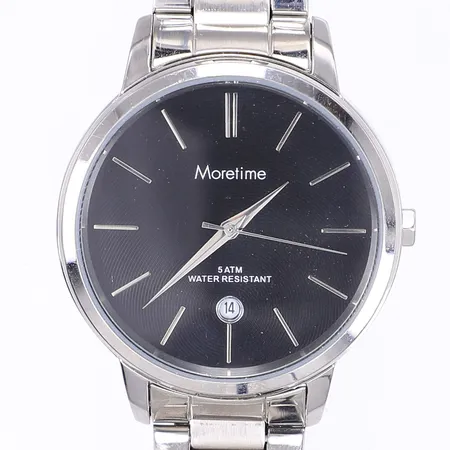 Herrur Moretime refnr: M6123 Ø39mm quartz datum stål, troligen i behov av batteribyte 