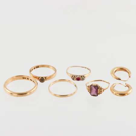 Diverse guld, defekter/stenar/gravyrer, 18K, 15,9g.