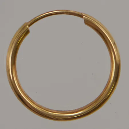 Omaka örhänge creol, 15mm, 18K 0,3g.