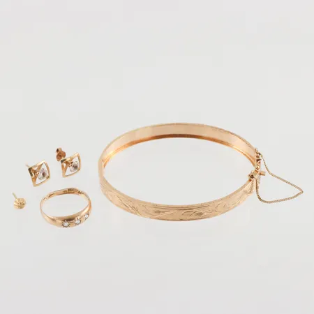 Diverse guld, defekter, 18K, 11,6g Vikt: 11,6 g