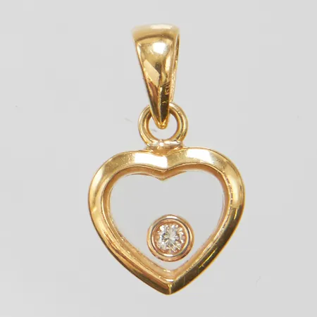 Hänge hjärta med diamant 1 x ca 0,02ct, längd ca 15mm, bredd 8,5mm, 18K Vikt: 1,4 g