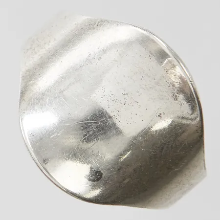 Ring, stl18, bredd 3-15mm, silver Vikt: 2,8 g