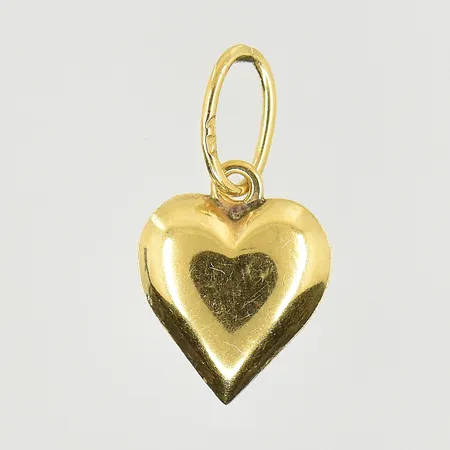 Hänge hjärta, längd 14 mm, bredd 8 mm, 18K. Vikt: 0,3 g