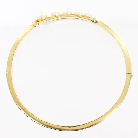 Armband stelt, odlade saltvattenspärlor, innermått ca 55x59mm, 14K Vikt: 13,6 g