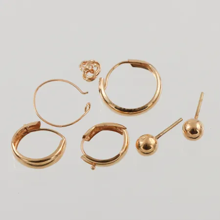 Diverse defekt guld, 18K, 1,5g.