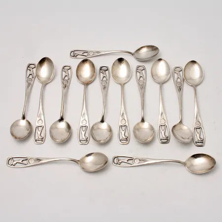 13st skedar i silver, 10,5cm, modell Jämtskogen, 830/1000, tillverkad av Schalin Bror Guld Ab, vikt 138,16g.