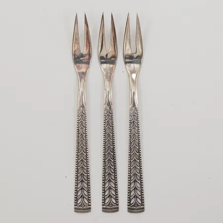 Tre sillgafflar modell Juvel, 11cm, Norway, 830/1000 silver Vikt: 22,2 g