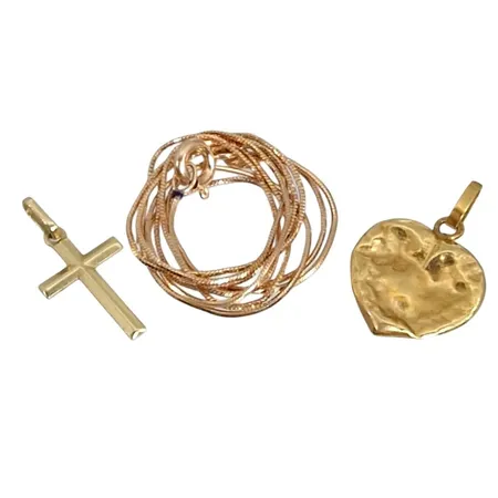 Diverse smycken, 18K guld, slitage och defekter Vikt: 2,7 g