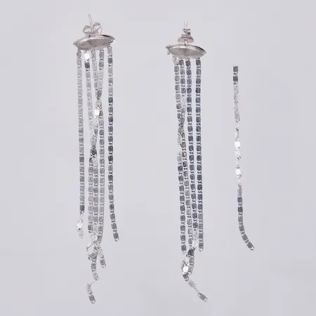 Ett par örhängen defekta, 925/1000 silver Vikt: 6,3 g